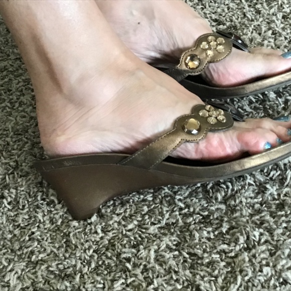 Embellished sandals - Picture 2 of 4